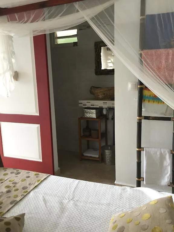 בית נופש Grand-Bourg  Les Gites De Casita By Kreyol Animal