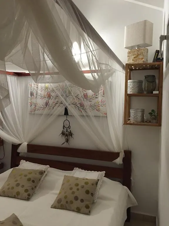 Holiday home Les Gites De Casita By Kreyol Animal Grand-Bourg