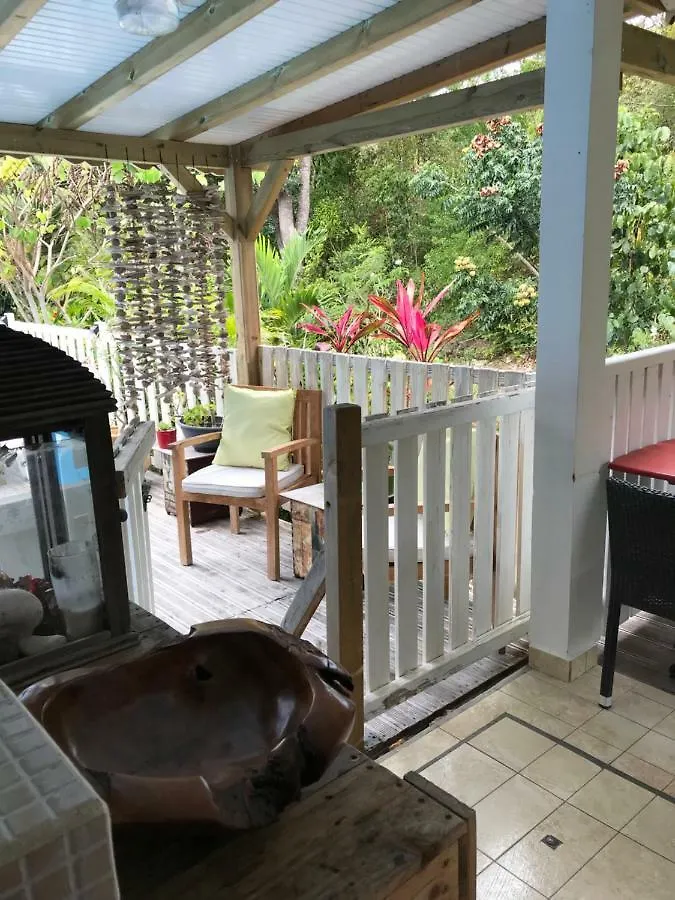 Holiday home Les Gites De Casita By Kreyol Animal Grand-Bourg
